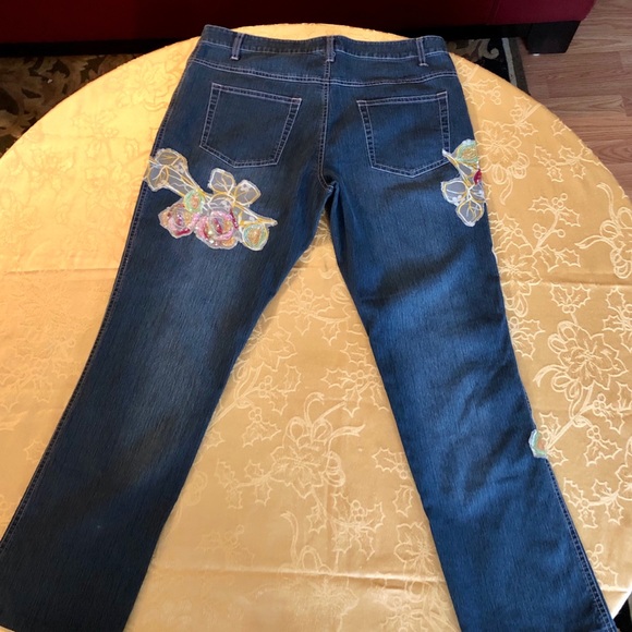 Cache jeans with application - Picture 2 of 7